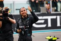 Mercedes: Hamilton would have fought for win without bollard incident